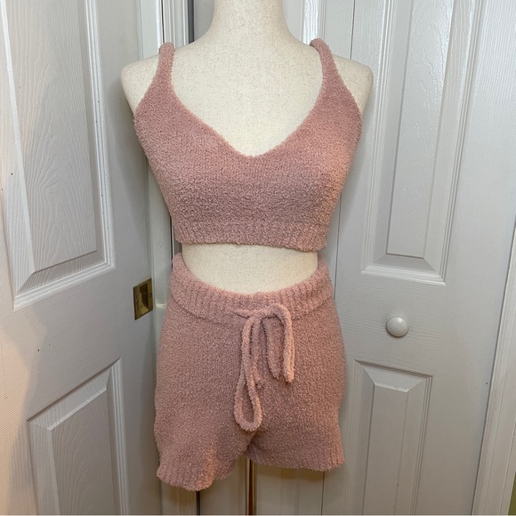 Fashion Nova “living in it” set/ No cardigan - Picture 2 of 9